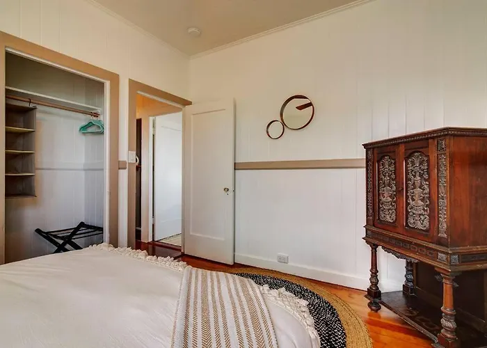 New Paddler\'S Inn- 3Br Hilo Downtown